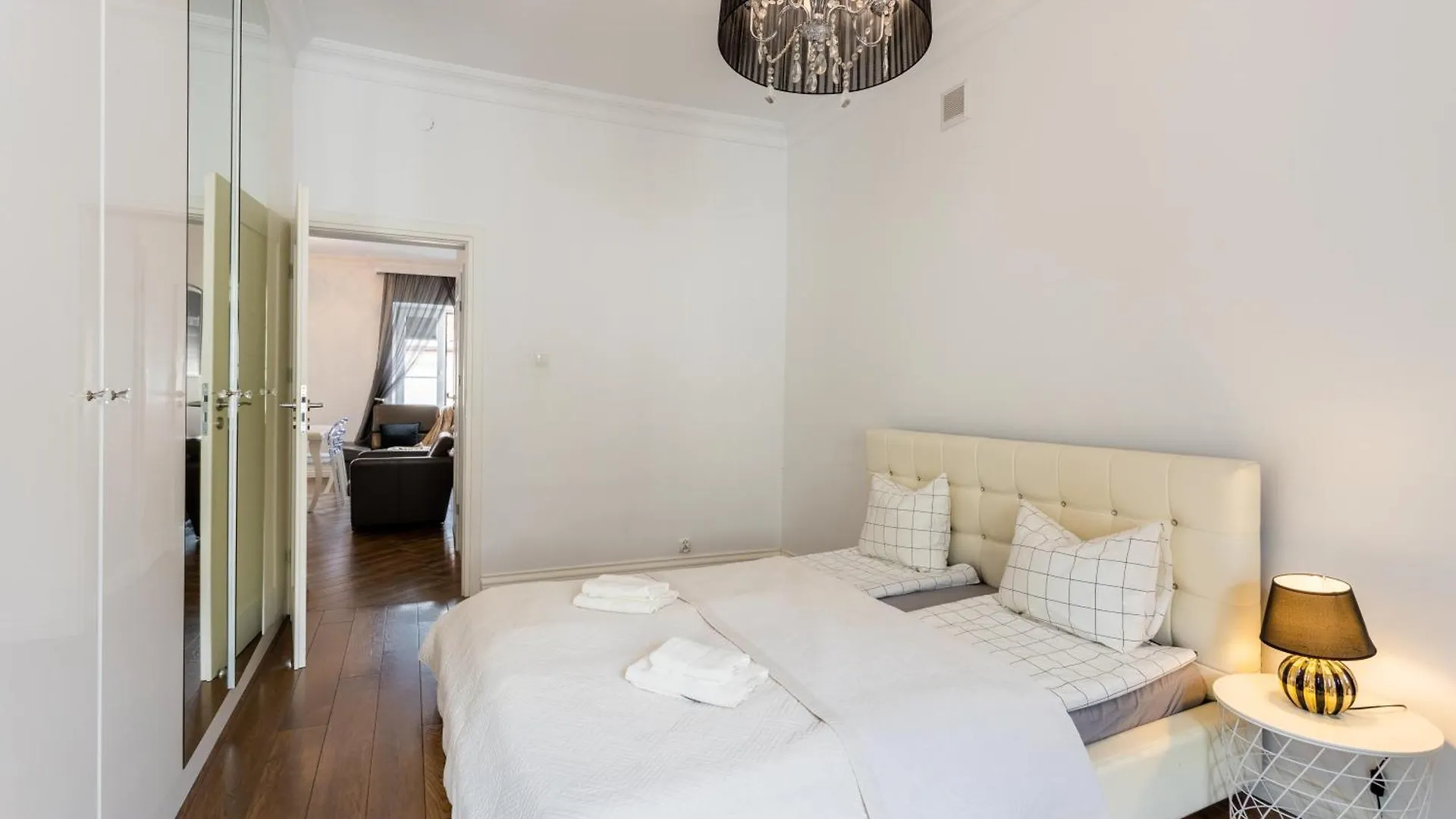 Central Warsaw Apartment - Great Location-Old Town - Podwale