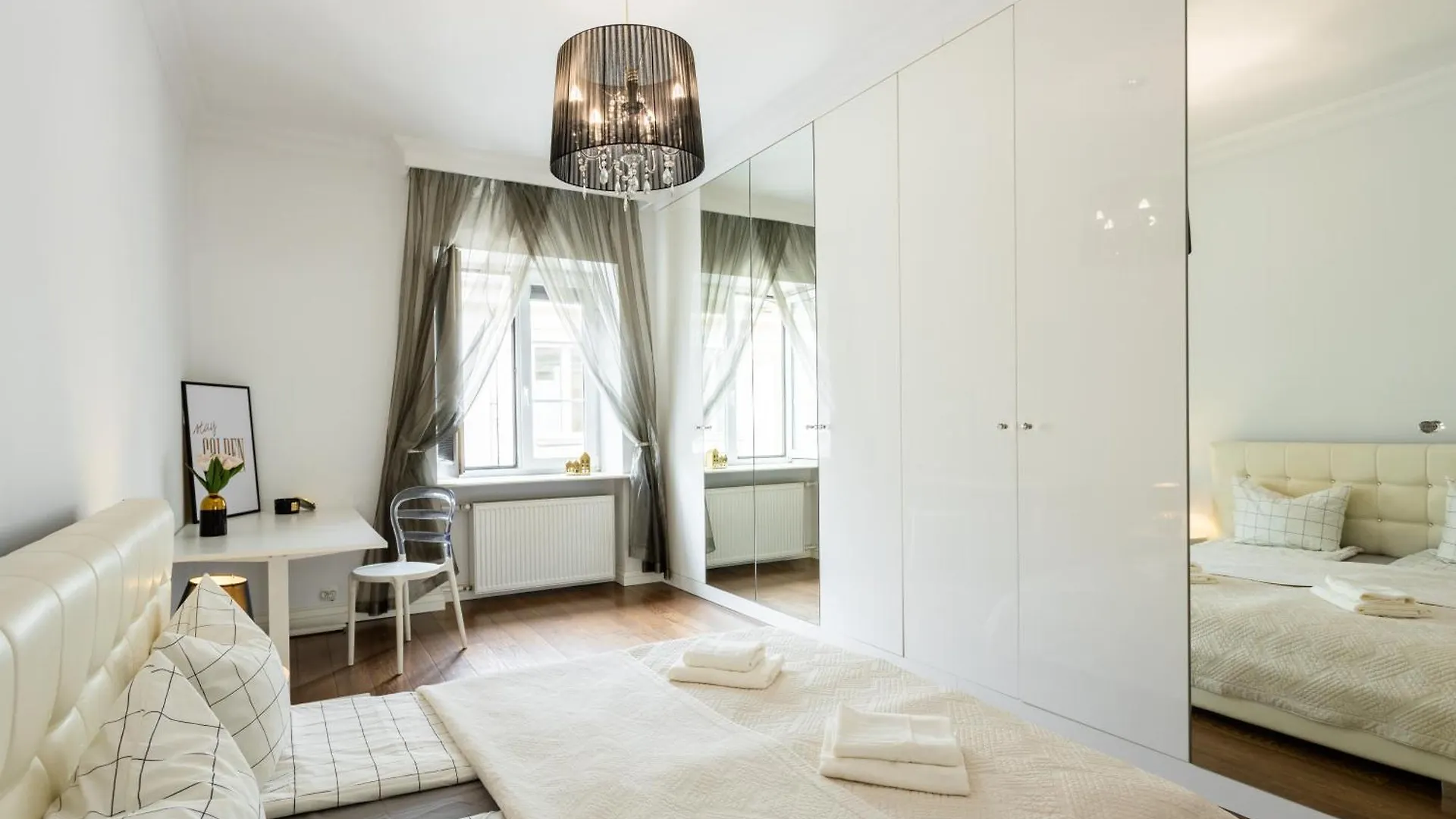Central Warsaw Apartment - Great Location-Old Town - Podwale 0*,