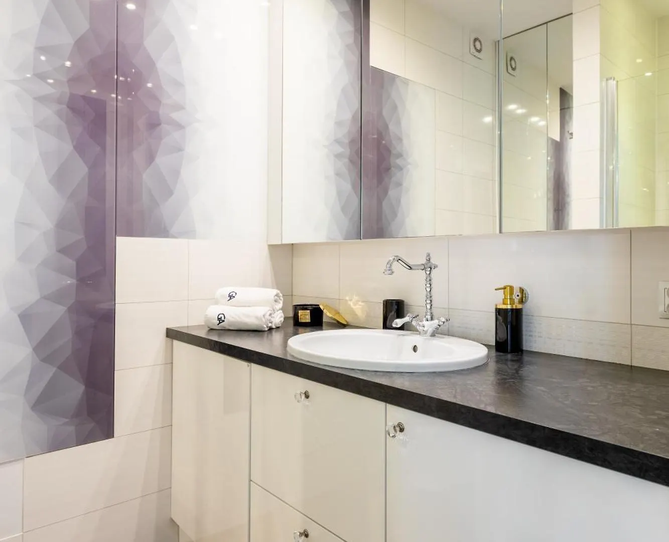 Central Warsaw Apartment - Great Location-Old Town - Podwale